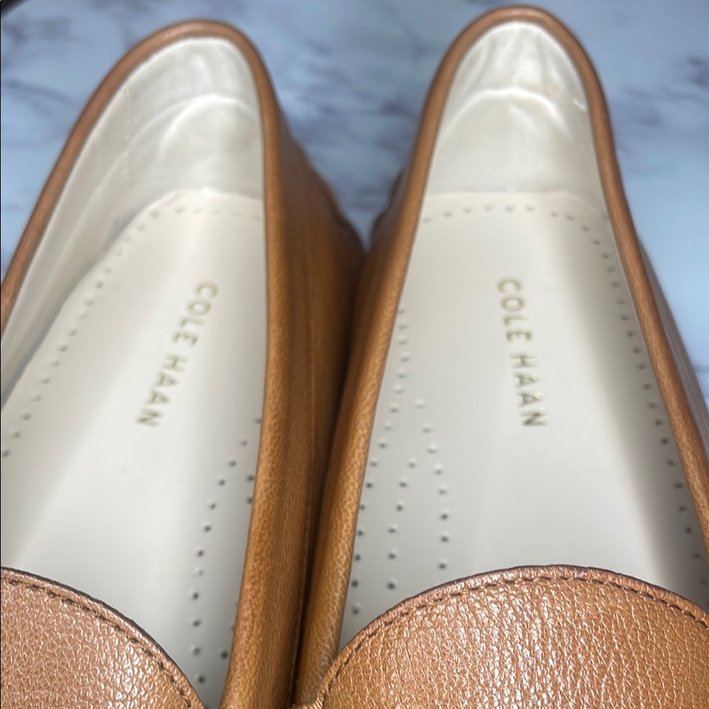 Cole Haan Tan Evelyn Pecan Leather Loafers Classic Flats size 7 1/2 W13572 - Picture 7 of 7